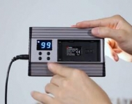 LED攝影補(bǔ)光燈PT-15B使用視頻