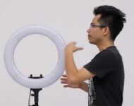 LED環(huán)形直播燈AC款使用視頻