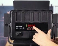 專業(yè)研發(fā)生產(chǎn)LED攝影燈影視燈